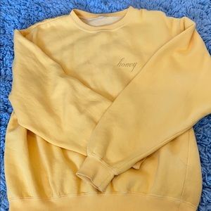 Brandy Melville honey embroidery sweatshirt